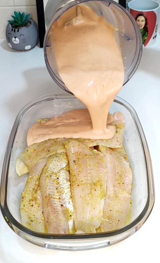 Peixe Assado com Molho Especial